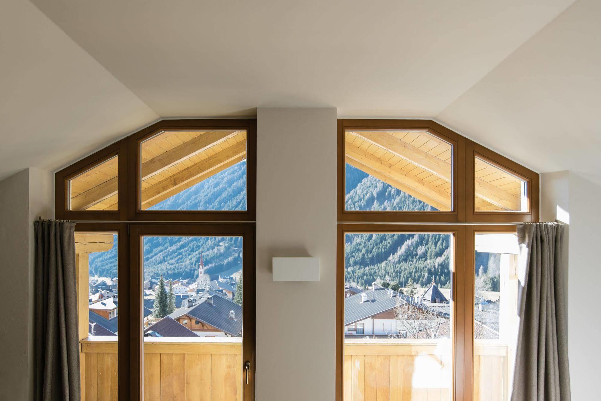 Bed & Breakfast Abis - Dolomites 리오디푸스테리아 외부 사진